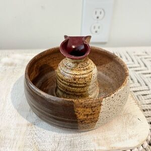 Handcrafted Ceramic Olive & Olive pit holder eat Olive put in in middle vase